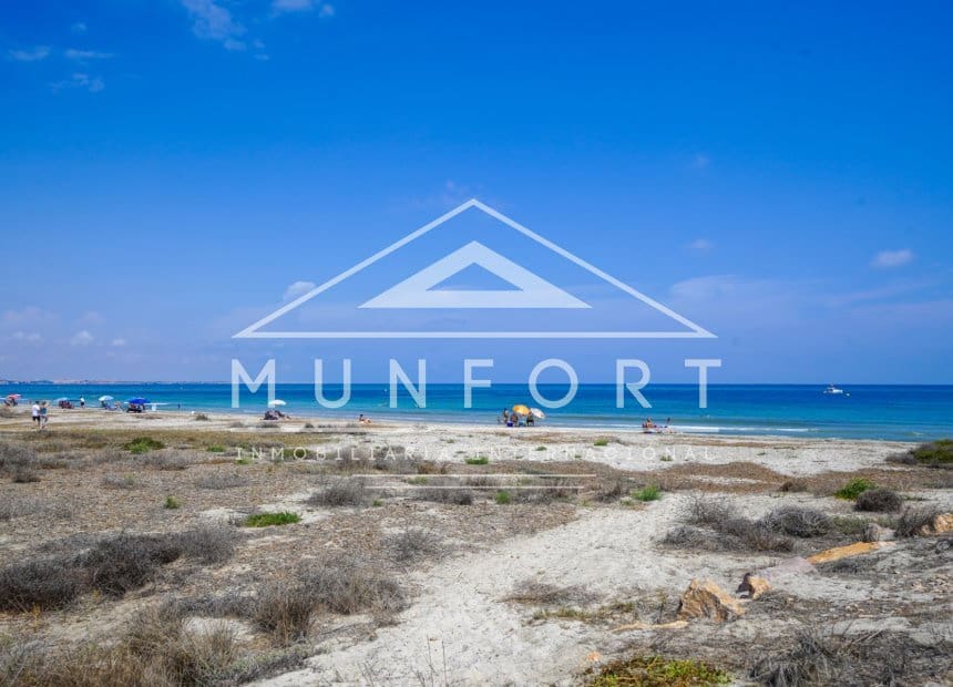 Local Commercial à vendre à San Pedro del Pinatar - 129 900 € (Ref: 10093731)