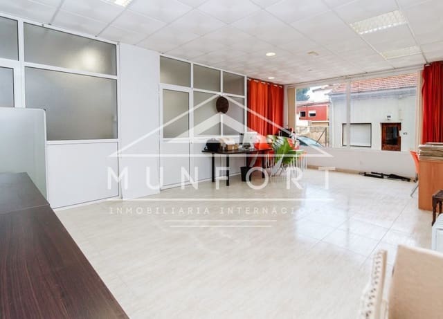 Local Commercial à vendre à San Pedro del Pinatar ciudad, San Pedro del Pinatar - 129 900 € (Ref: 10093731)