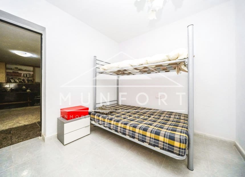 6 soveværelse Villa til salg i Villamartin med swimmingpool - € 449.900 (Ref: 10093732)