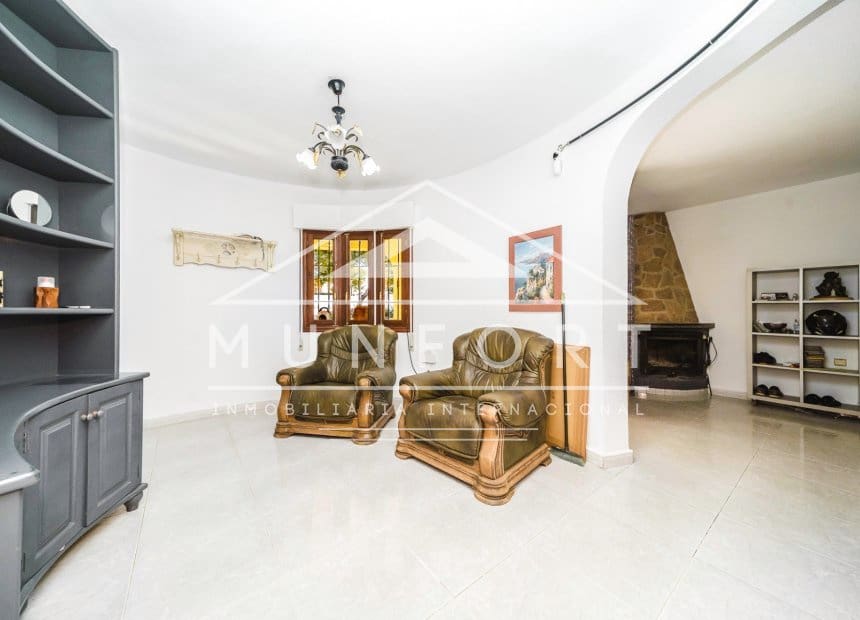 6 soveværelse Villa til salg i Villamartin med swimmingpool - € 449.900 (Ref: 10093732)
