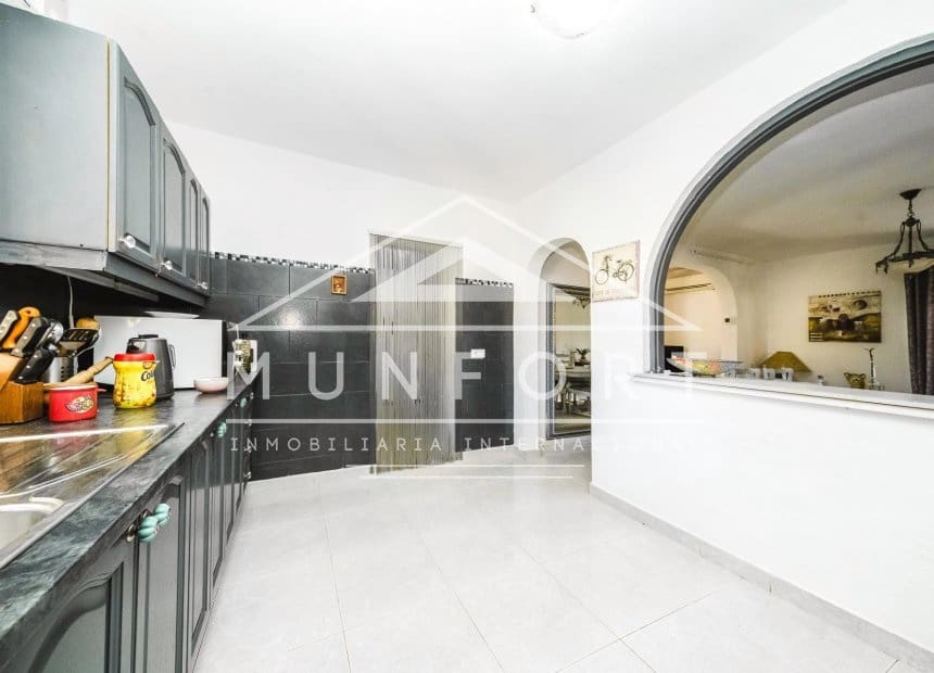 6 soveværelse Villa til salg i Villamartin med swimmingpool - € 449.900 (Ref: 10093732)