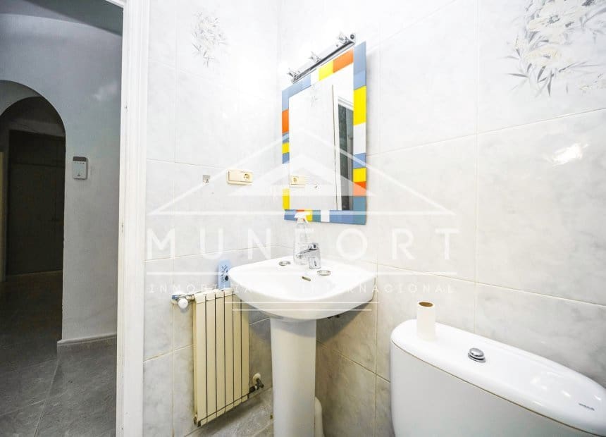 6 soveværelse Villa til salg i Villamartin med swimmingpool - € 449.900 (Ref: 10093732)