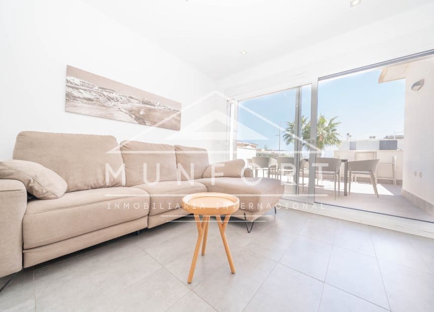 2 Zimmer Apartment zu vermieten in Pilar de la Horadada mit Pool Garage - 1.400 € (Ref: 10093737)