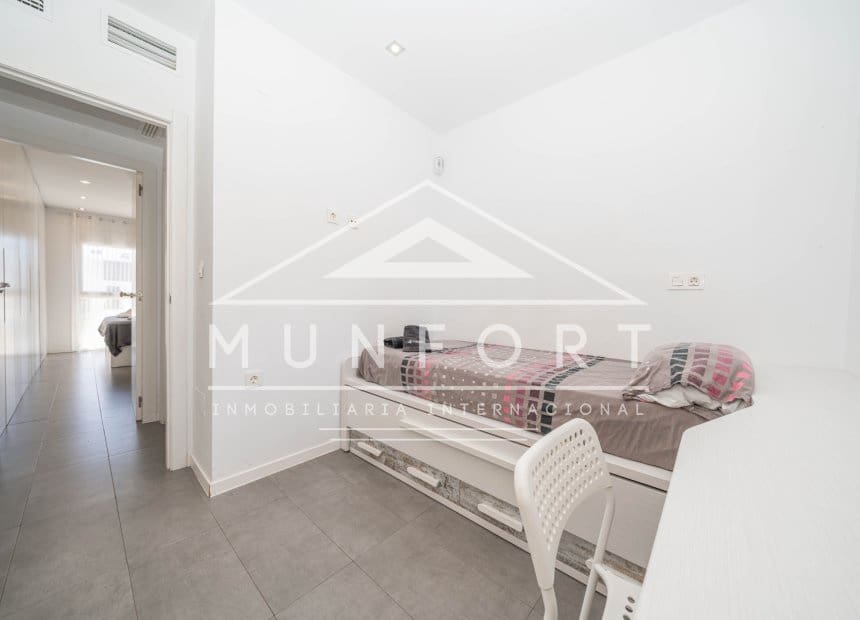 2 Zimmer Apartment zu vermieten in Pilar de la Horadada mit Pool Garage - 1.400 € (Ref: 10093737)