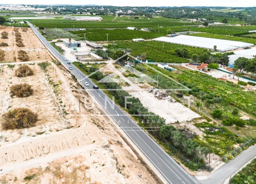 Tomt till salu i Pinar de Campoverde - 590 000 € (Ref: 10093740)