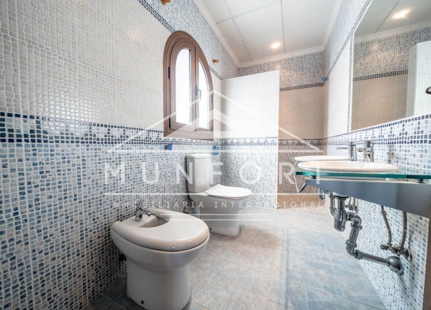 4 soveværelse Villa til salg i La Zenia med swimmingpool garage - € 1.199.000 (Ref: 10093741)