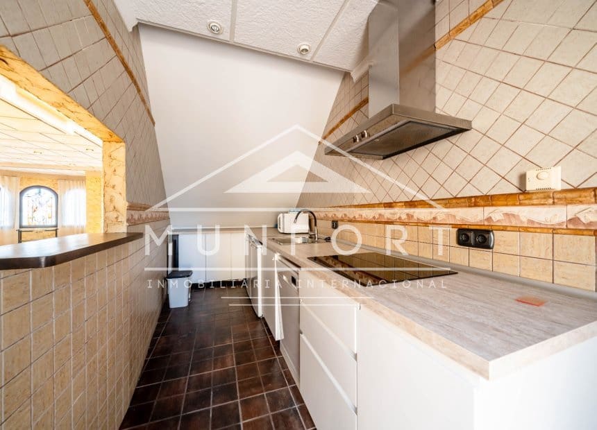 4 soveværelse Villa til salg i La Zenia med swimmingpool garage - € 1.199.000 (Ref: 10093741)
