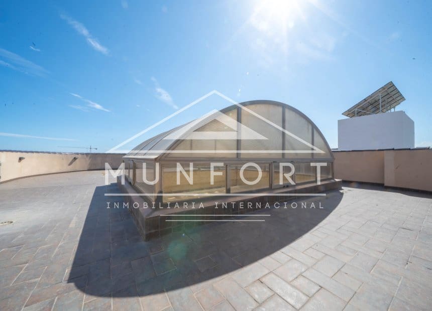 4 soveværelse Villa til salg i La Zenia med swimmingpool garage - € 1.199.000 (Ref: 10093741)