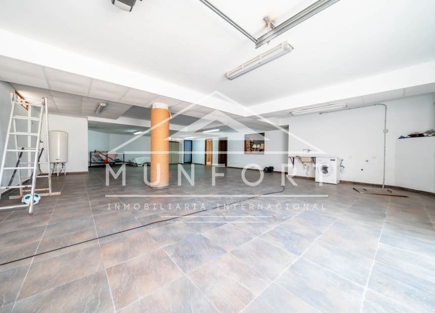 4 soveværelse Villa til salg i La Zenia med swimmingpool garage - € 1.199.000 (Ref: 10093741)