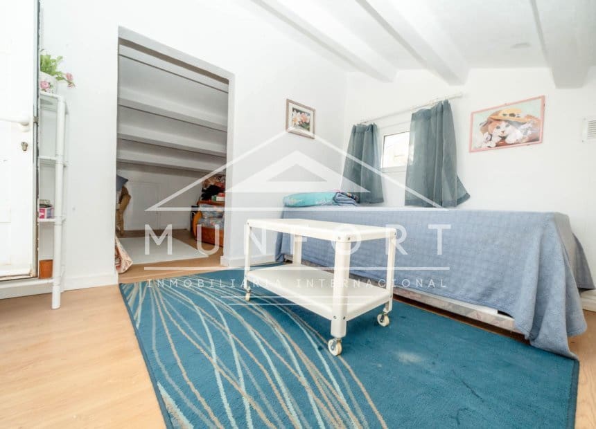 4 soveværelse Villa til salg i Villamartin med swimmingpool garage - € 399.000 (Ref: 10093743)