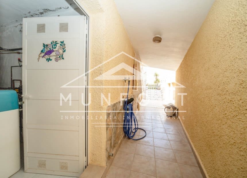 2 bedroom Villa for sale in Orihuela Costa with pool garage - € 450,000 (Ref: 10093744)