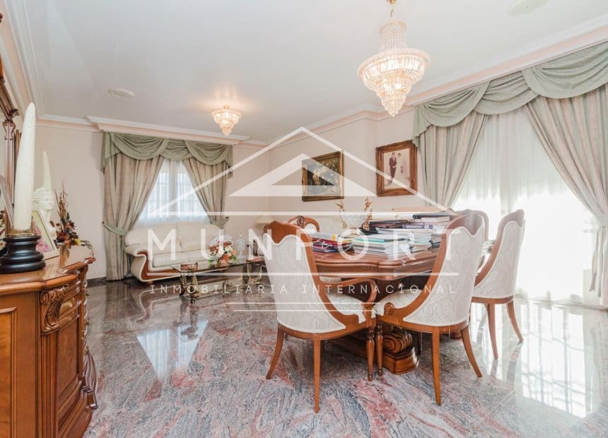 3 sypialnia Willa na sprzedaż w Los Alcazares z garażem - 449 000 € (Ref: 10093745)