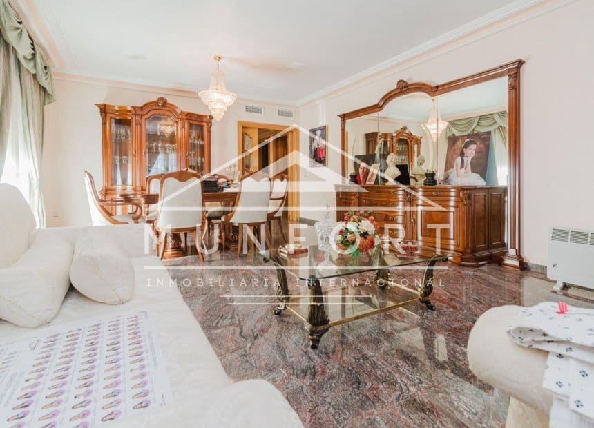 3 sypialnia Willa na sprzedaż w Los Alcazares z garażem - 449 000 € (Ref: 10093745)