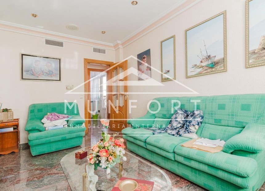 3 sypialnia Willa na sprzedaż w Los Alcazares z garażem - 449 000 € (Ref: 10093745)