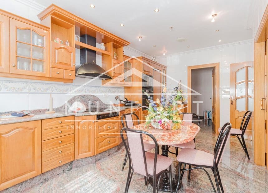 3 sypialnia Willa na sprzedaż w Los Alcazares z garażem - 449 000 € (Ref: 10093745)