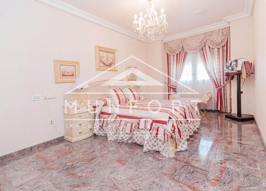 3 sypialnia Willa na sprzedaż w Los Alcazares z garażem - 449 000 € (Ref: 10093745)