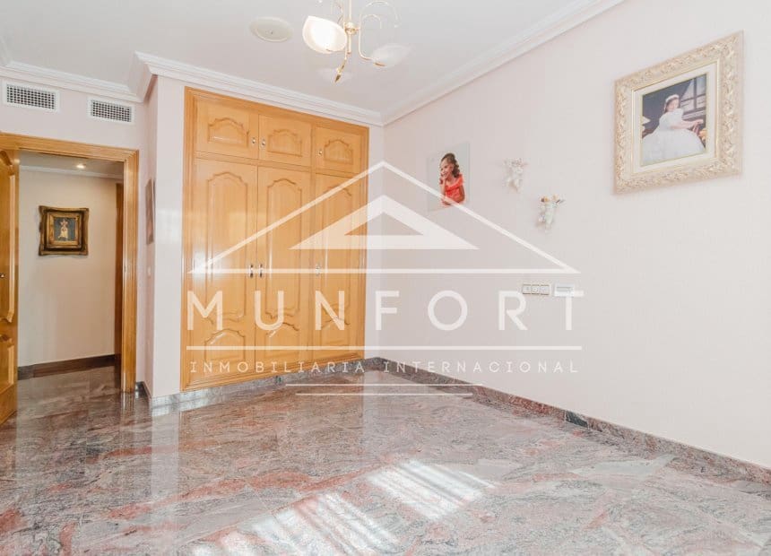 3 sypialnia Willa na sprzedaż w Los Alcazares z garażem - 449 000 € (Ref: 10093745)