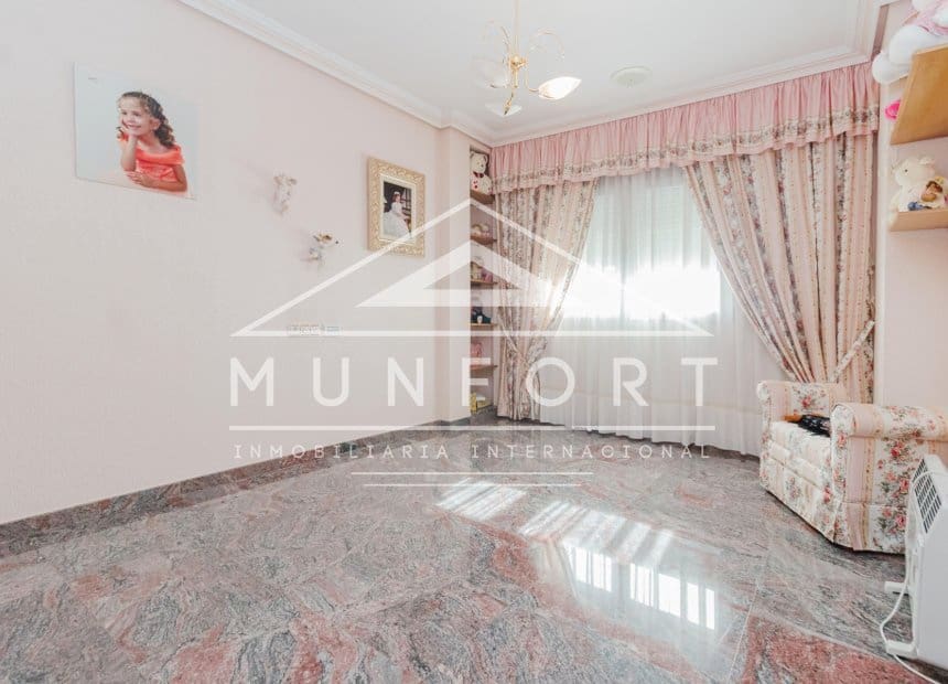 3 sypialnia Willa na sprzedaż w Los Alcazares z garażem - 449 000 € (Ref: 10093745)