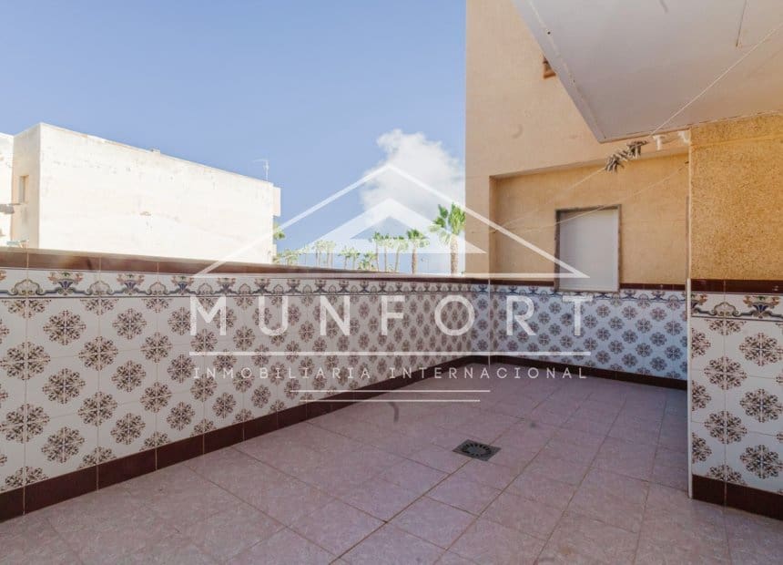 3 sypialnia Willa na sprzedaż w Los Alcazares z garażem - 449 000 € (Ref: 10093745)