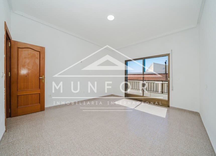 4 quarto Moradia em Banda para venda em Pilar de la Horadada - 209 000 € (Ref: 10093746)