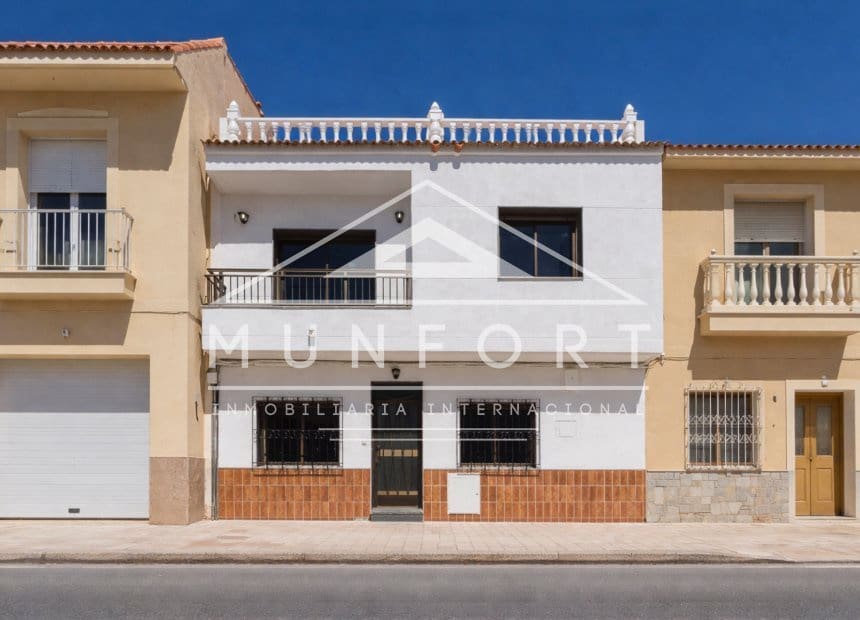 4 quarto Moradia em Banda para venda em Pilar de la Horadada - 209 000 € (Ref: 10093746)