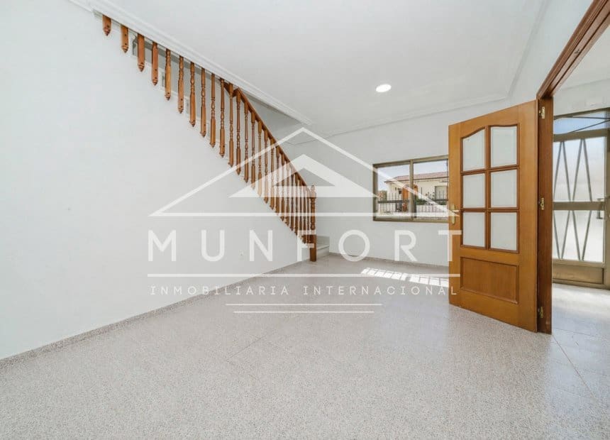 4 quarto Moradia em Banda para venda em Pilar de la Horadada - 209 000 € (Ref: 10093746)