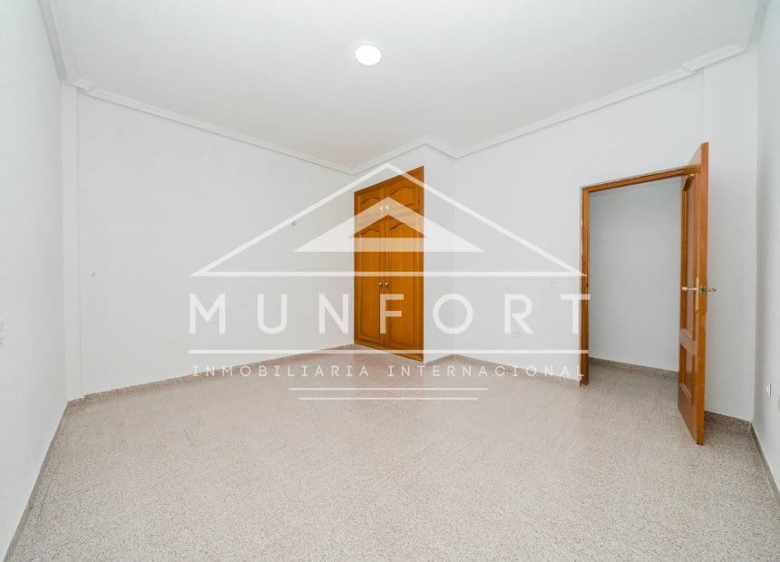 4 quarto Moradia em Banda para venda em Pilar de la Horadada - 209 000 € (Ref: 10093746)