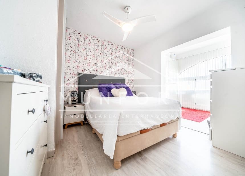 3 chambre Villa/Maison Mitoyenne à vendre à Villamartin - 245 000 € (Ref: 10093747)