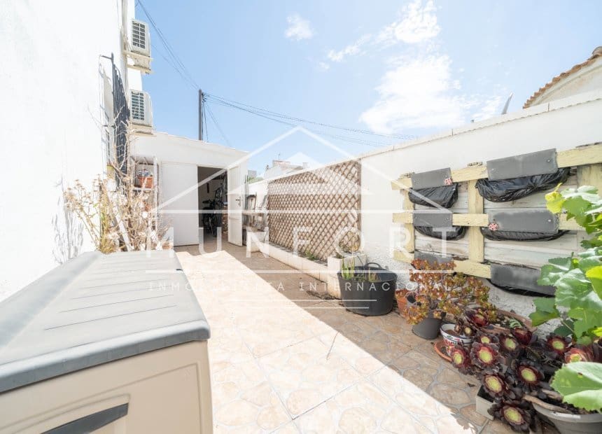 3 chambre Villa/Maison Mitoyenne à vendre à Villamartin - 245 000 € (Ref: 10093747)