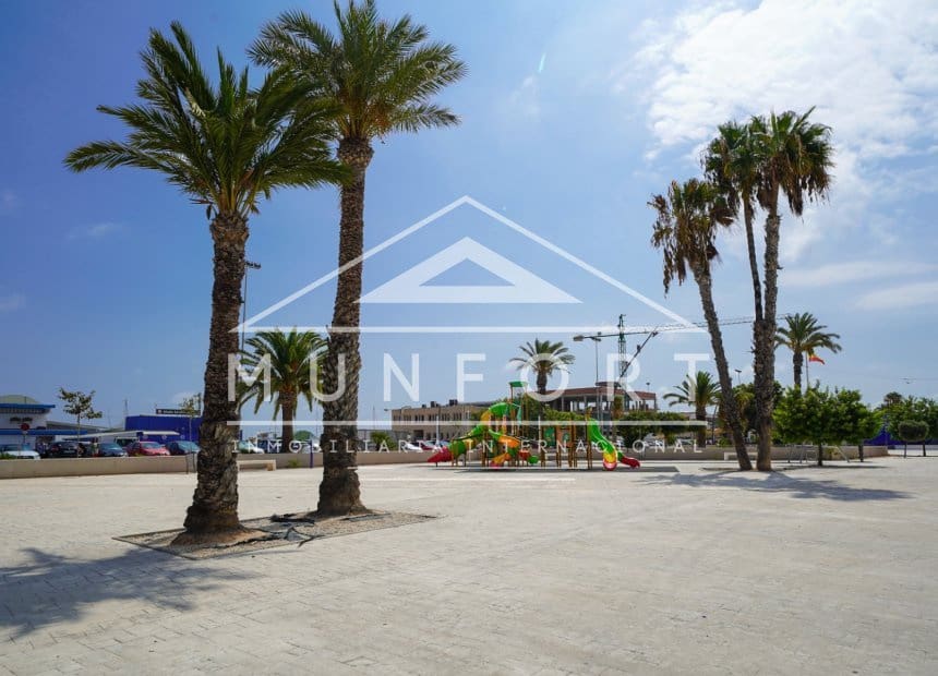 3 soverom Leilighet til leie i Los Cuarteros - € 850 (Ref: 10093749)