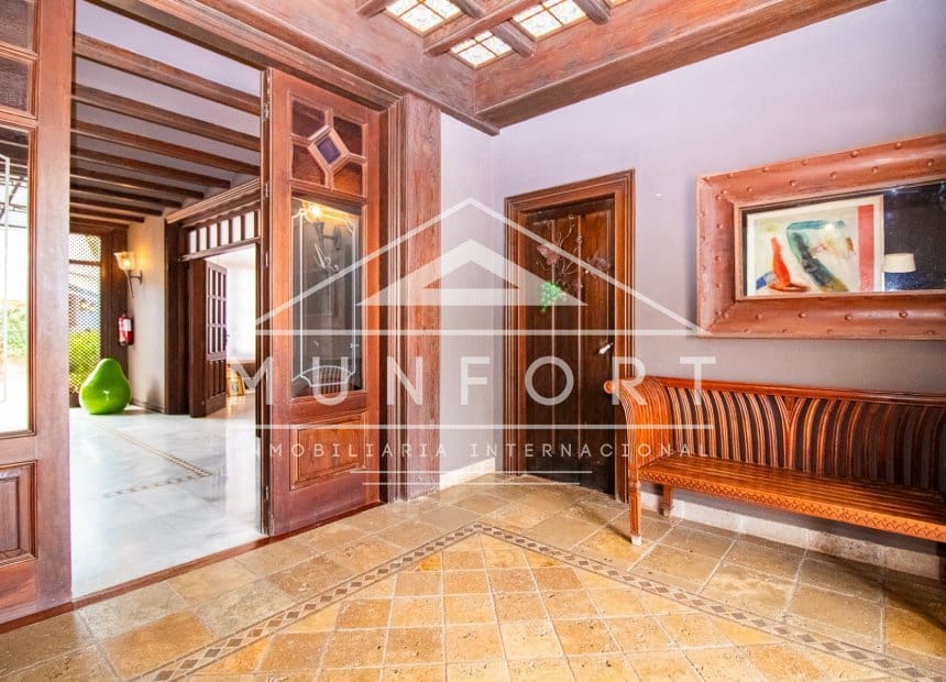 3 slaapkamer Commercieel te koop in Dehesa de Campoamor - € 850.000 (Ref: 10095044)