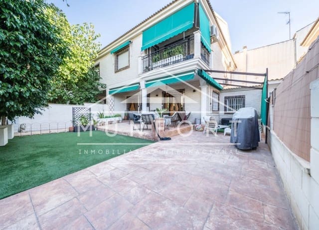 8 Zimmer Reihenhaus zu verkaufen in Los Cuarteros, San Pedro del Pinatar mit Garage - 359.000 € (Ref: 10095046)