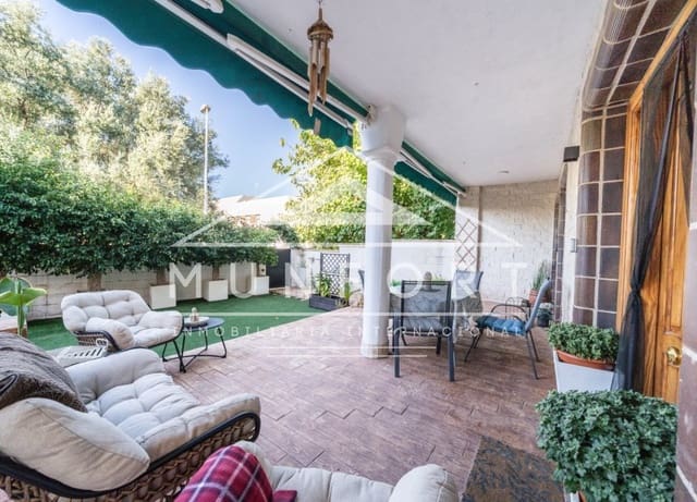 8 Zimmer Reihenhaus zu verkaufen in Los Cuarteros, San Pedro del Pinatar mit Garage - 359.000 € (Ref: 10095046)