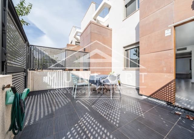 3 soverom Rekkehus til salgs i El Mojon, Pilar de la Horadada med svømmebasseng garasje - € 365 000 (Ref: 10095531)