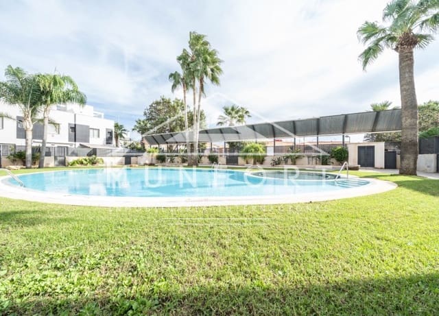 3 soverom Rekkehus til salgs i El Mojon, Pilar de la Horadada med svømmebasseng garasje - € 365 000 (Ref: 10095531)