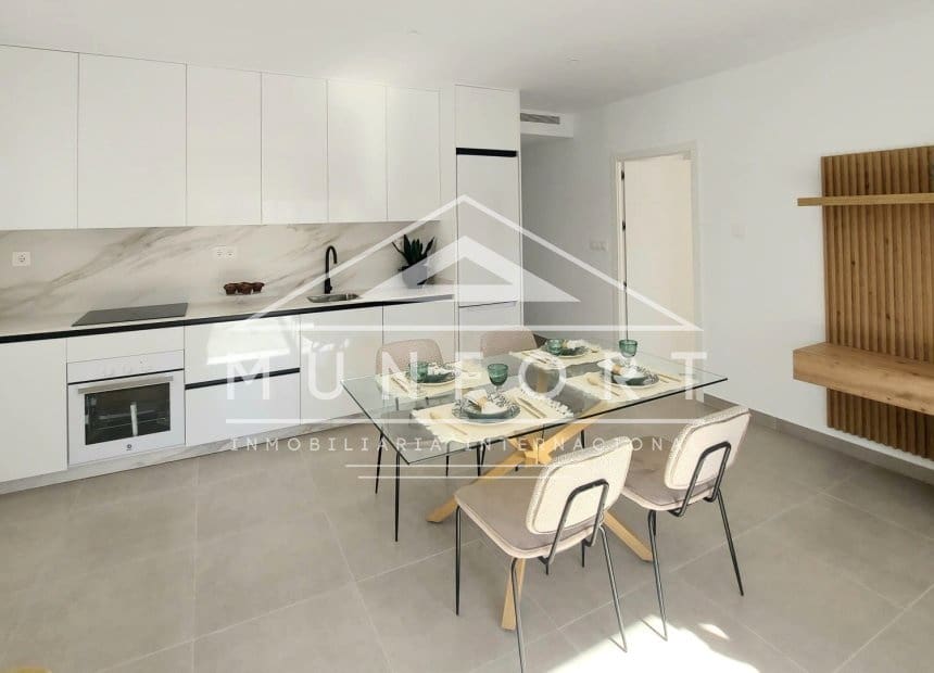 Chalet de 2 habitaciones en Roldan en venta con piscina - 242.500 € (Ref: 10095814)