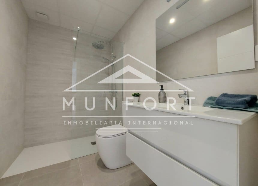 Chalet de 2 habitaciones en Roldan en venta con piscina - 242.500 € (Ref: 10095814)