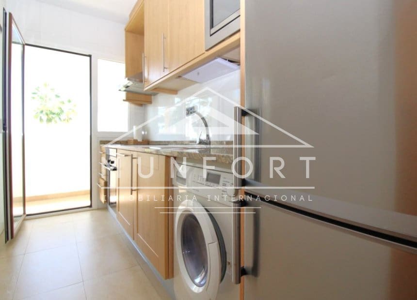 2 soveværelse Lejlighed til salg i Los Alcazares med swimmingpool garage - € 219.900 (Ref: 10099486)