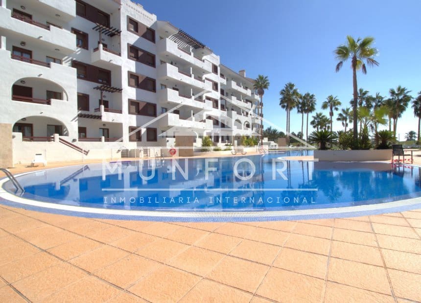 2 soveværelse Lejlighed til salg i Los Alcazares med swimmingpool garage - € 219.900 (Ref: 10099486)