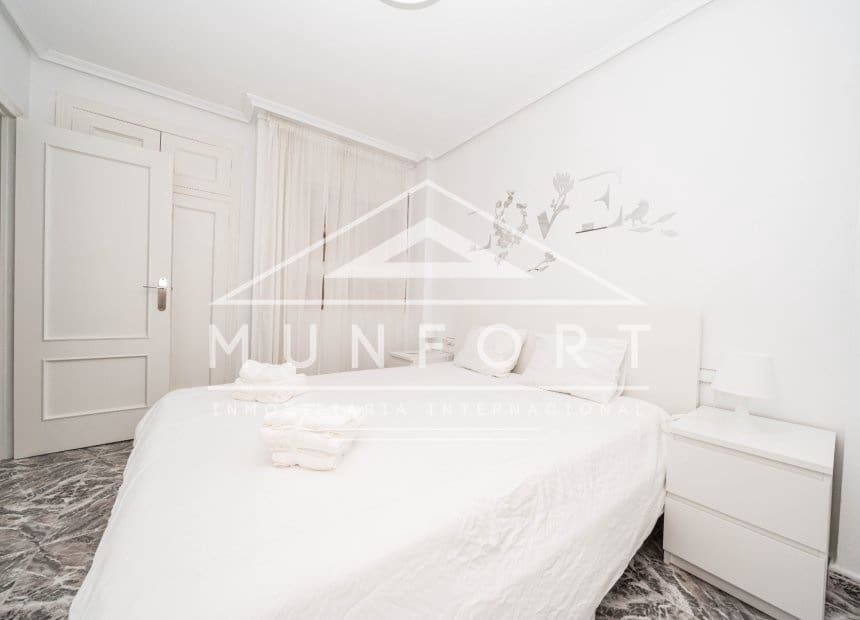2 soverom Leilighet til leie i Torrevieja - € 850 (Ref: 10100549)