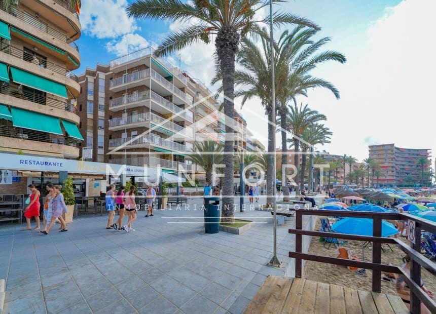 2 soverom Leilighet til leie i Torrevieja - € 850 (Ref: 10100549)