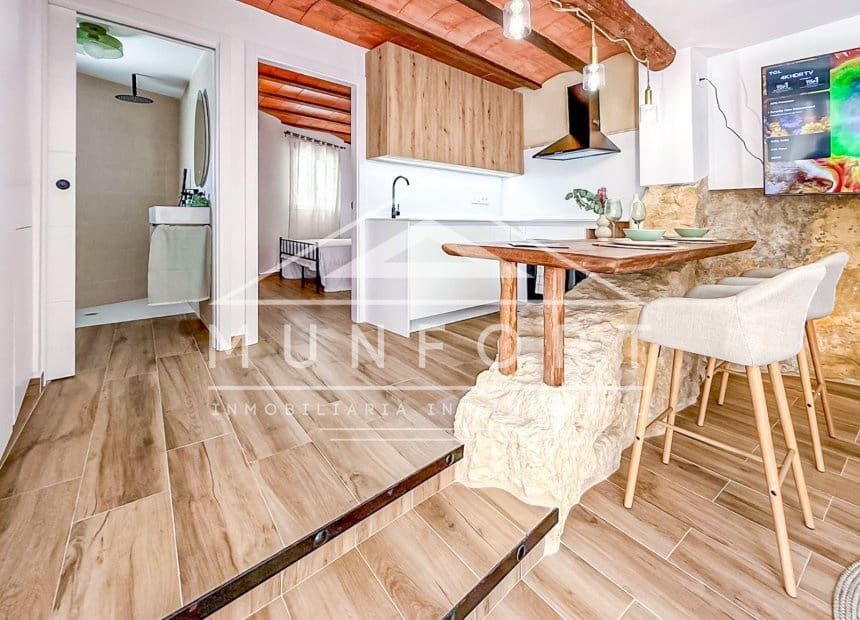 1 sovrum Villa att hyra i Albacete stad med pool - 150 € (Ref: 10106478)
