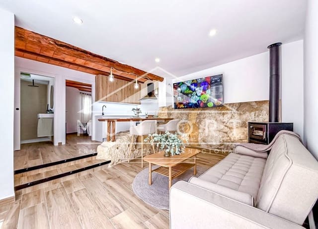 1 bedroom Villa for rent in Albacete city with pool - € 150 (Ref: 10106478)