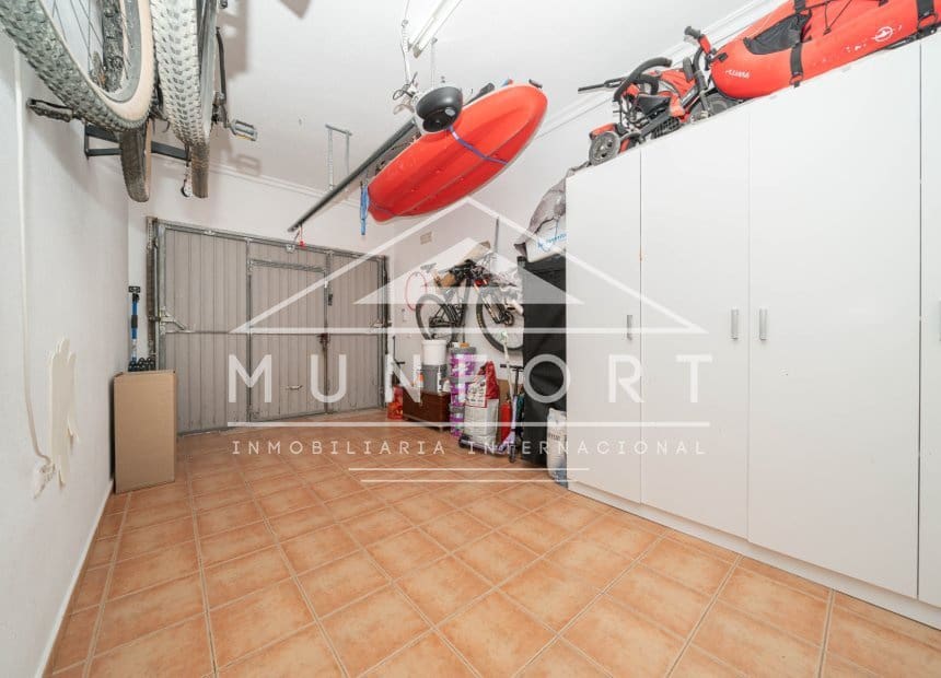 3 makuuhuone Rivitalo myytävänä paikassa Roldan mukana 
autotalli - 259 000 € (Ref: 10116030)