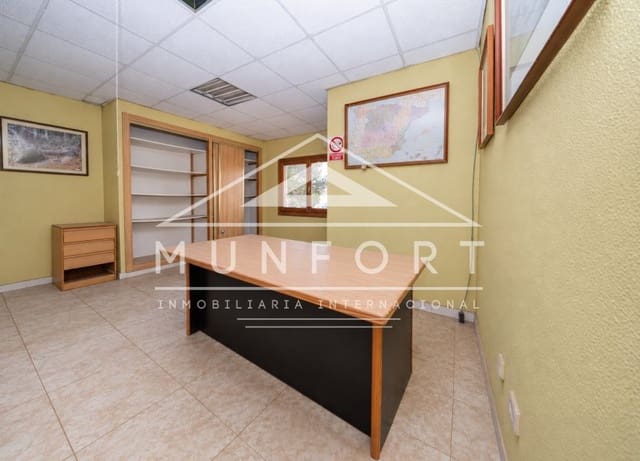 Local Comercial en Bigastro en venta - 450.000 € (Ref: 10118125)