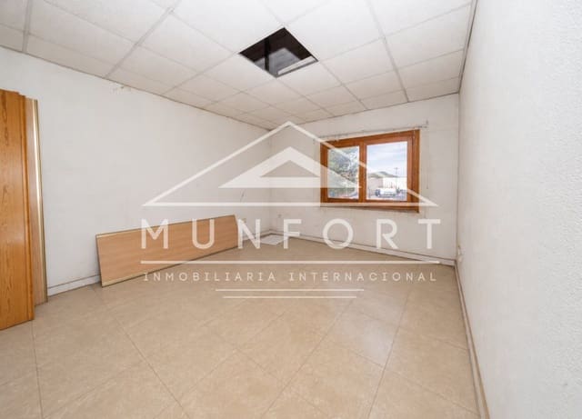 Local Comercial en Bigastro en venta - 450.000 € (Ref: 10118125)