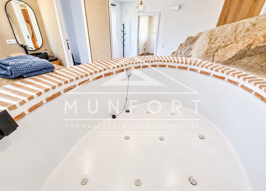 2 bedroom Villa for sale in Albacete city - € 129,900 (Ref: 10121065)