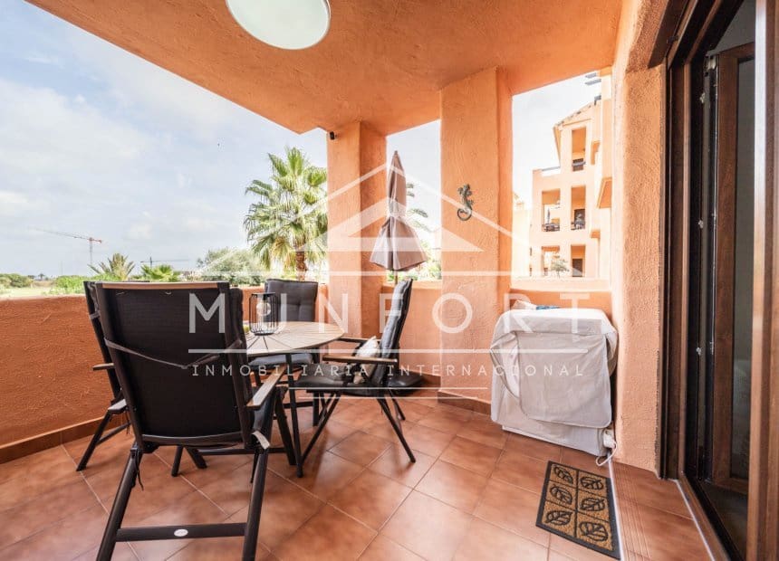 2 soveværelse Lejlighed til salg i Los Alcazares med swimmingpool garage - € 225.000 (Ref: 10130643)