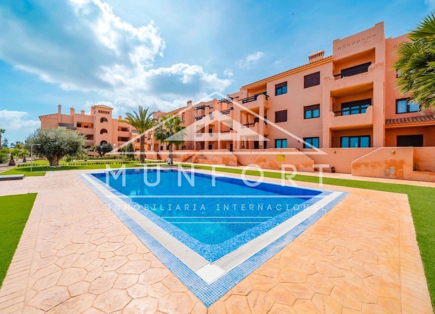 2 soveværelse Lejlighed til salg i Los Alcazares med swimmingpool garage - € 225.000 (Ref: 10130643)