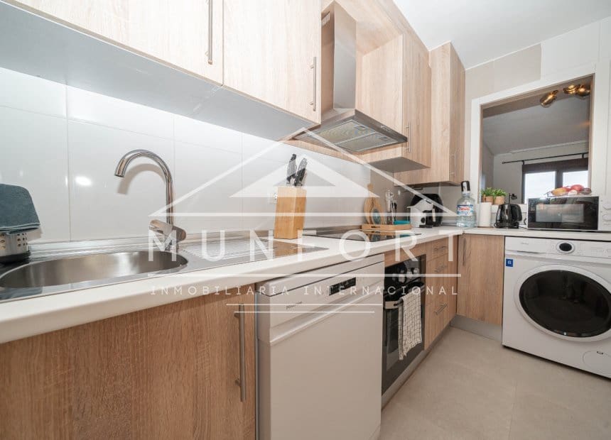 2 soveværelse Lejlighed til salg i Los Alcazares med swimmingpool garage - € 225.000 (Ref: 10130643)